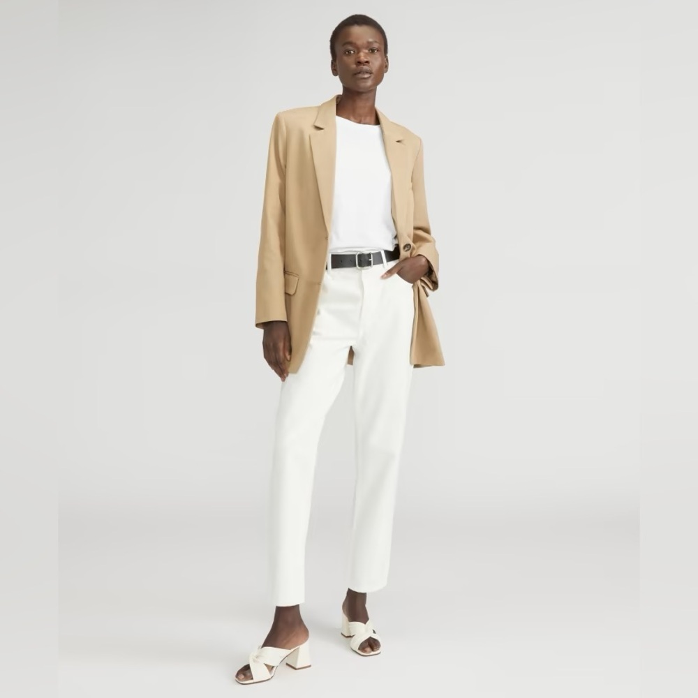 Everlane 90’s Cheeky straight Jean